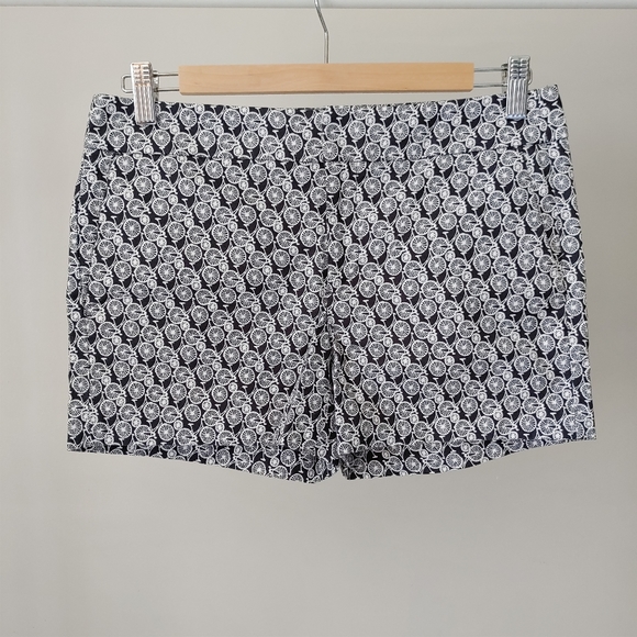 Banana Republic Hampton Fit Shorts Bicycle Print Size 2 Cotton - Picture 4 of 10
